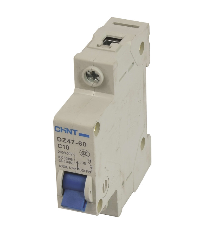 DISJONCTEUR C10